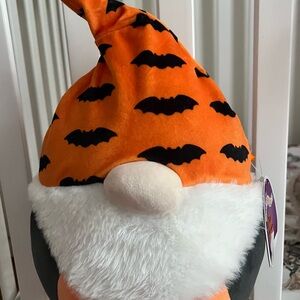 Halloween Gnome Squishmallow Tenson With Bats. NEW